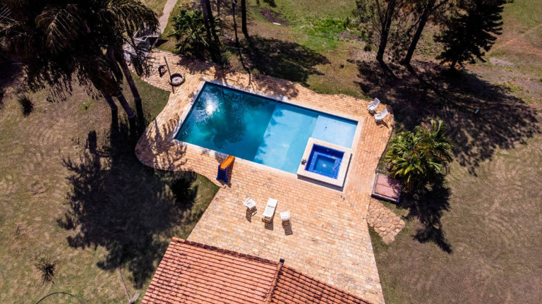 Imagem Chácara com 14 Quartos à Venda, 100.000 m² em Mãe Dos Homens - Bragança Paulista Imagem Chácara com 14 Quartos à Venda, 100.000 m² em Mãe Dos Homens - Bragança Paulista