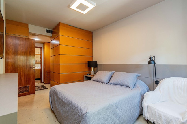 Imagem Apartamento com 3 Quartos à Venda, 157 m² em Rio Branco - Porto Alegre