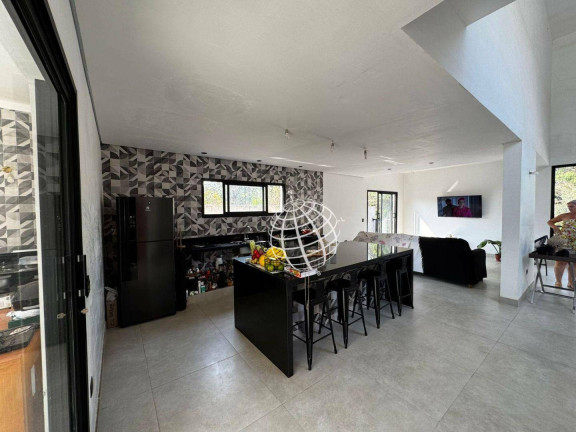 Casa com 3 Quartos à Venda, 192 m² em Bosque Dos Eucalíptos - Atibaia