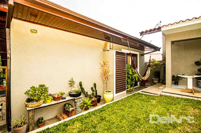 Imagem Casa com 3 Quartos à Venda, 310 m² em São Braz - Curitiba