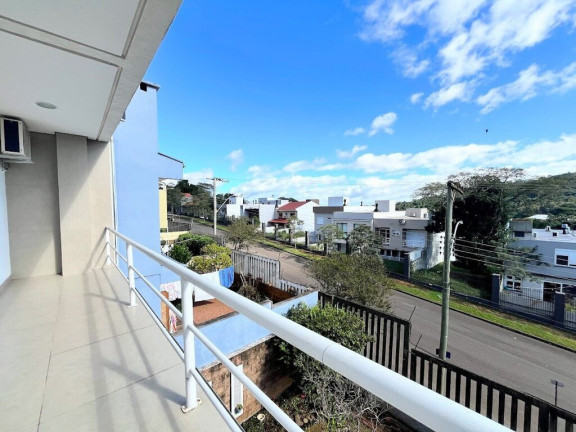 Imagem Casa com 3 Quartos à Venda, em Vila Nova - Porto Alegre Imagem Casa com 3 Quartos à Venda, em Vila Nova - Porto Alegre