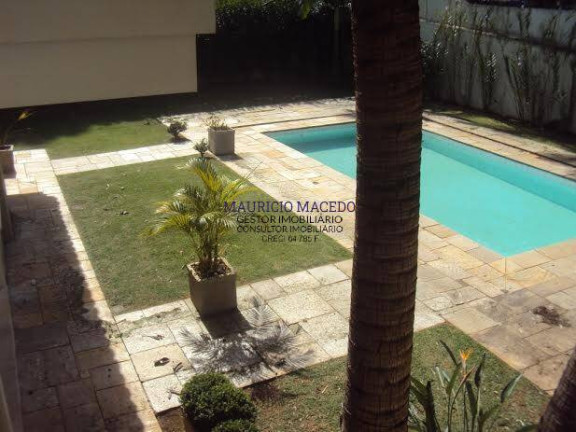 Imagem Casa com 4 Quartos à Venda, 955 m² em Alphaville Residencial Um - Barueri Imagem Casa com 4 Quartos à Venda, 955 m² em Alphaville Residencial Um - Barueri