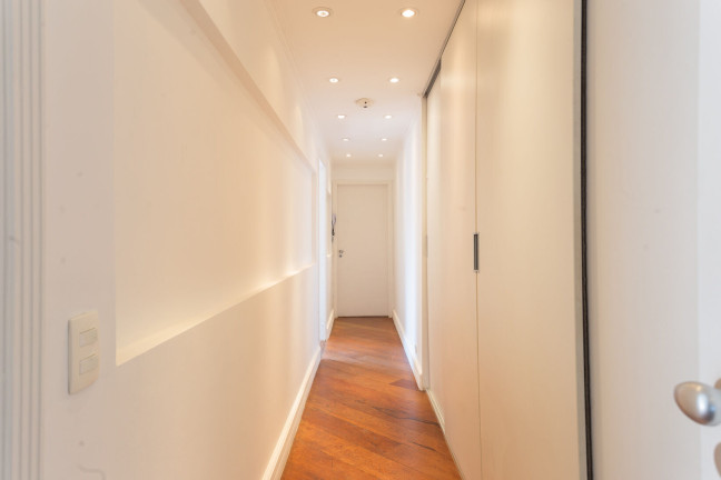 Imagem Apartamento com 3 Quartos à Venda, 206 m² em Vila Nova Conceição - São Paulo Imagem Apartamento com 3 Quartos à Venda, 206 m² em Vila Nova Conceição - São Paulo