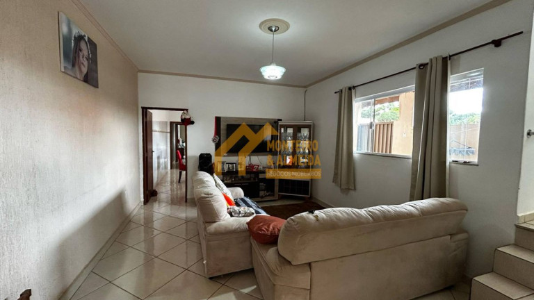 Casa com 5 Quartos à Venda, 242 m² em Retiro Santana - Itapetininga