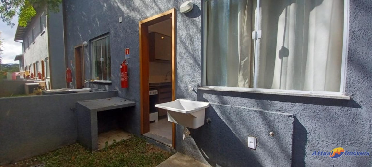 Imagem Casa com 2 Quartos à Venda, 54 m² em Cascata Do Imbuí - Teresópolis