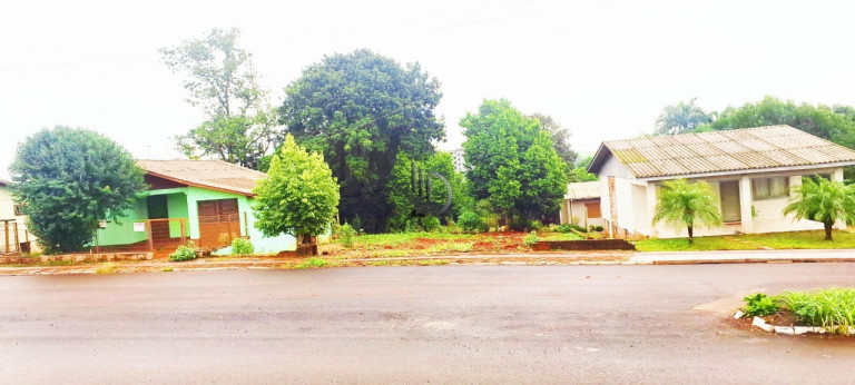 Terreno à Venda, 780 m² em Centro - Colorado