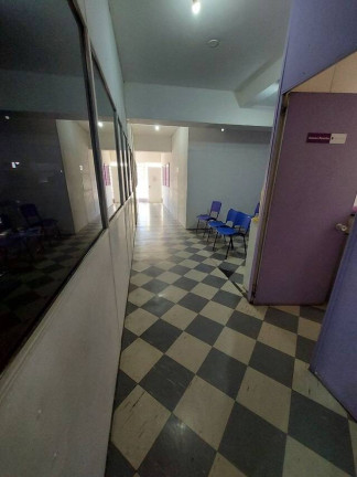 Sala Comercial para Alugar, 300 m² em Centro - Taubaté