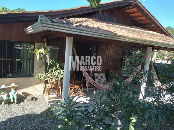 Imagem Casa com 2 Quartos à Venda, 399 m² em Pinheiros - Balneário Barra Do Sul