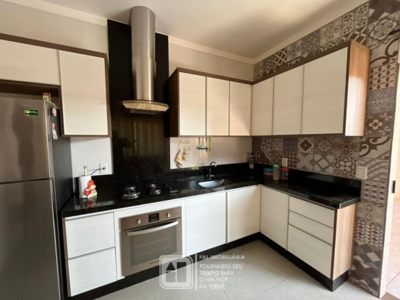 Imagem Casa com 3 Quartos à Venda, 190 m² em Setor Tocantins - Aparecida De Goiânia