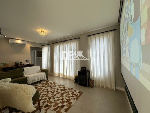 Imagem Casa com 3 Quartos à Venda, 300 m² em Guará I - Brasília Imagem Casa com 3 Quartos à Venda, 300 m² em Guará I - Brasília