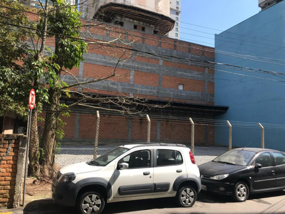 Imagem Terreno à Venda, 528 m² em Centro - Balneário Camboriú Imagem Terreno à Venda, 528 m² em Centro - Balneário Camboriú