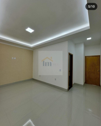 Imagem Casa com 3 Quartos à Venda, 118 m² em Setor Garavelo - Goiânia