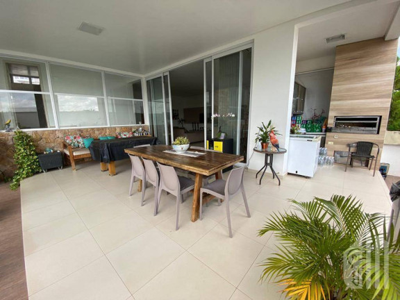Imagem Casa com 5 Quartos à Venda, 375 m² em Tabajaras - Teresina