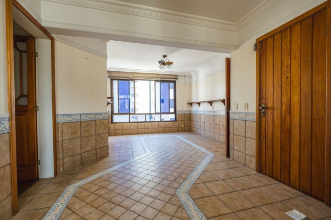Imagem Apartamento com 4 Quartos à Venda, 254 m² em Centro - Florianópolis Imagem Apartamento com 4 Quartos à Venda, 254 m² em Centro - Florianópolis