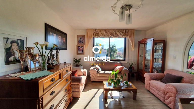 Apartamento com 4 Quartos à Venda, 120 m² em Nossa Senhora De Lourdes - Santa Maria