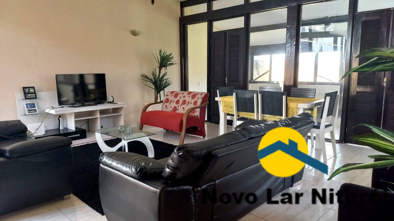 Imagem Casa com 4 Quartos à Venda, 300 m² em Camboinhas - Niterói Imagem Casa com 4 Quartos à Venda, 300 m² em Camboinhas - Niterói