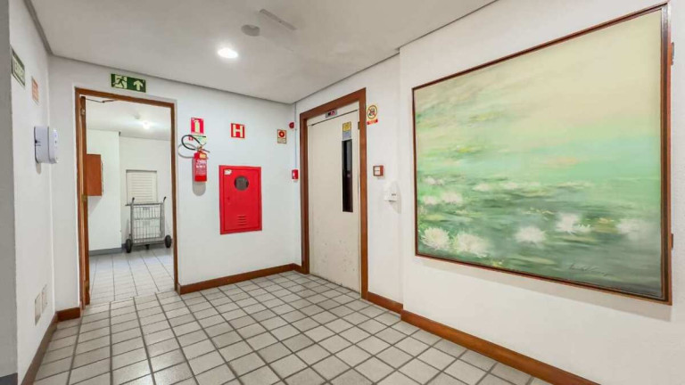 Imagem Apartamento com 2 Quartos à Venda, 74 m² em Mont Serrat - Porto Alegre
