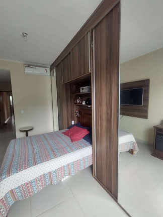 Imagem Casa com 4 Quartos à Venda, 225 m² em Jardim Flamboyant - Cabo Frio