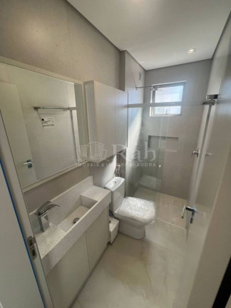 Imagem Apartamento com 3 Quartos para Alugar, em Centro - Balneário Camboriú Imagem Apartamento com 3 Quartos para Alugar, em Centro - Balneário Camboriú