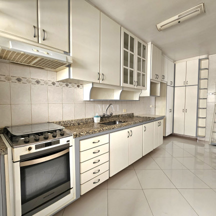 Imagem Apartamento com 2 Quartos à Venda, 90 m² em Ocian - Praia Grande