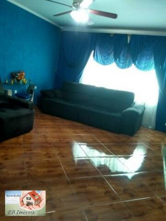 Imagem Casa com 3 Quartos à Venda, 204 m² em Vila Pires - Santo André