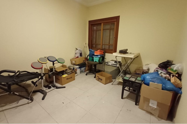 Imagem Casa com 4 Quartos à Venda, 738 m² em Partenon - Porto Alegre Imagem Casa com 4 Quartos à Venda, 738 m² em Partenon - Porto Alegre