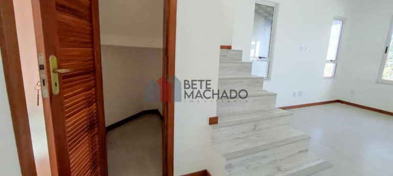 Imagem Casa com 4 Quartos à Venda, 200 m² em Vargem Grande - Teresópolis