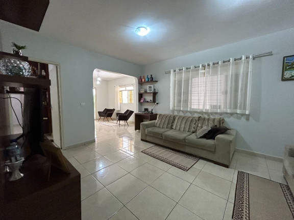 Imagem Casa com 3 Quartos à Venda, 191 m² em Setor Sudoeste - Goiânia Imagem Casa com 3 Quartos à Venda, 191 m² em Setor Sudoeste - Goiânia