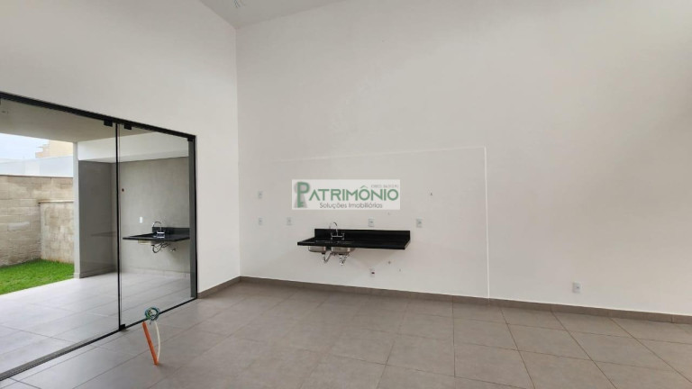 Imagem Casa com 3 Quartos à Venda, 215 m² em Reserva Das Flores - Jaguariúna Imagem Casa com 3 Quartos à Venda, 215 m² em Reserva Das Flores - Jaguariúna