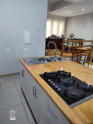 Imagem Sobrado com 4 Quartos à Venda, 202 m² em Cajuru - Curitiba
