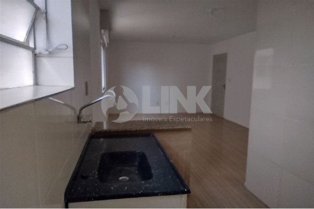 Imagem Apartamento com 1 Quarto à Venda, 26 m² em Santo Antônio - Porto Alegre Imagem Apartamento com 1 Quarto à Venda, 26 m² em Santo Antônio - Porto Alegre
