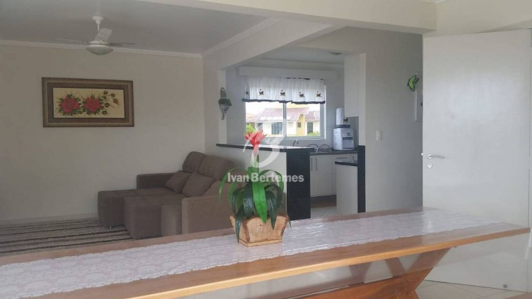 Imagem Apartamento com 3 Quartos para Temporada,  em Mariscal - Bombinhas