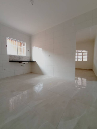 Imagem Casa com 3 Quartos à Venda, 104 m² em Vila Tupi - Praia Grande Imagem Casa com 3 Quartos à Venda, 104 m² em Vila Tupi - Praia Grande