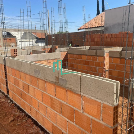 Imagem Casa com 2 Quartos à Venda, 200 m² em Esplanada Primo Meneghetti - Franca Imagem Casa com 2 Quartos à Venda, 200 m² em Esplanada Primo Meneghetti - Franca