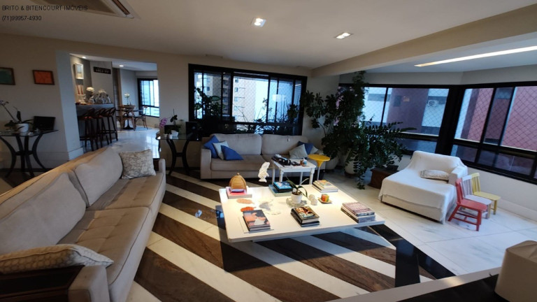 Imagem Imóvel com 4 Quartos à Venda, 350 m² em Itaigara - Salvador