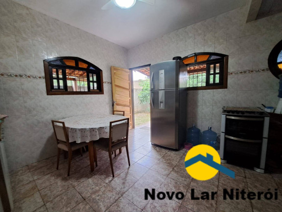 Imagem Casa com 4 Quartos à Venda, 210 m² em Parque Nanci - Maricá