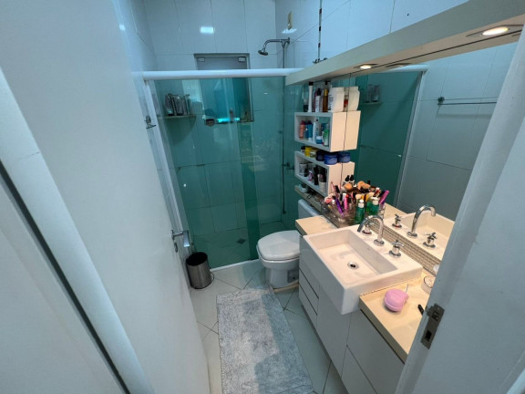 Imagem Sobrado com 3 Quartos à Venda, em Praia Dos Amores - Balneário Camboriú Imagem Sobrado com 3 Quartos à Venda, em Praia Dos Amores - Balneário Camboriú