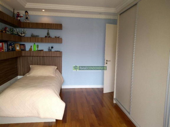 Imagem Casa com 4 Quartos à Venda, 480 m² em Santo Inácio - Curitiba Imagem Casa com 4 Quartos à Venda, 480 m² em Santo Inácio - Curitiba