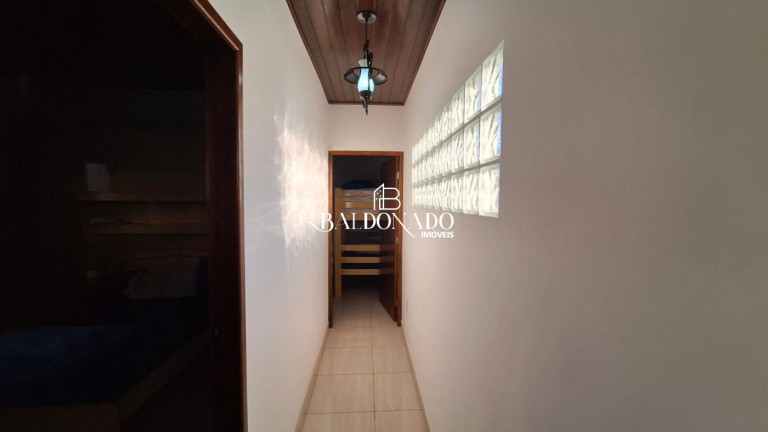 Imagem Imóvel com 4 Quartos à Venda, 272 m² em Centro - Extrema Imagem Imóvel com 4 Quartos à Venda, 272 m² em Centro - Extrema