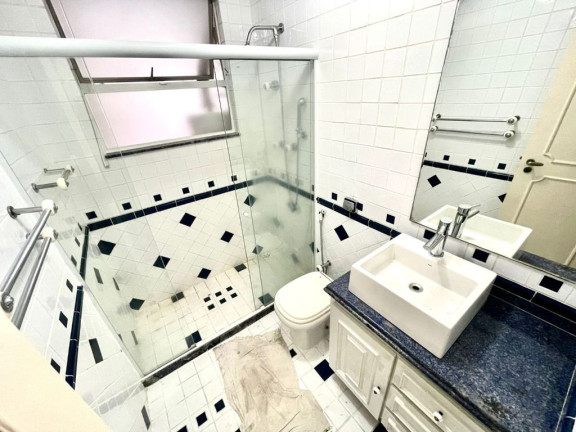 Imagem Apartamento com 4 Quartos à Venda, 250 m² em Copacabana - Rio De Janeiro Imagem Apartamento com 4 Quartos à Venda, 250 m² em Copacabana - Rio De Janeiro