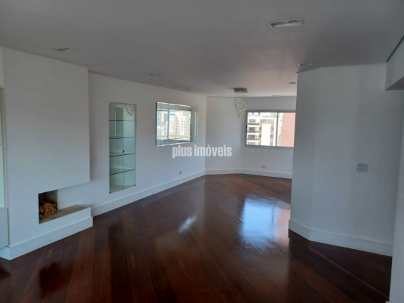 Apartamento com 4 Quartos para Alugar, 182 m² em Moema - São Paulo