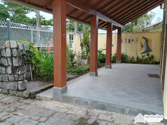 Casa com 6 Quartos para Alugar, 15 m² em Centro - Ubatuba