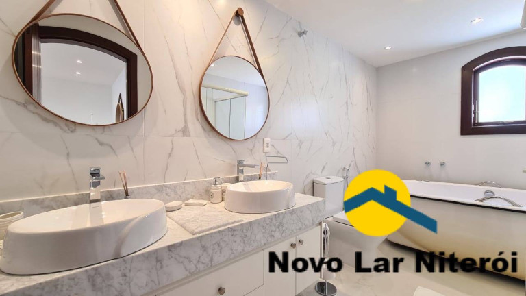 Imagem Casa com 5 Quartos à Venda, 480 m² em São Francisco - Niterói Imagem Casa com 5 Quartos à Venda, 480 m² em São Francisco - Niterói