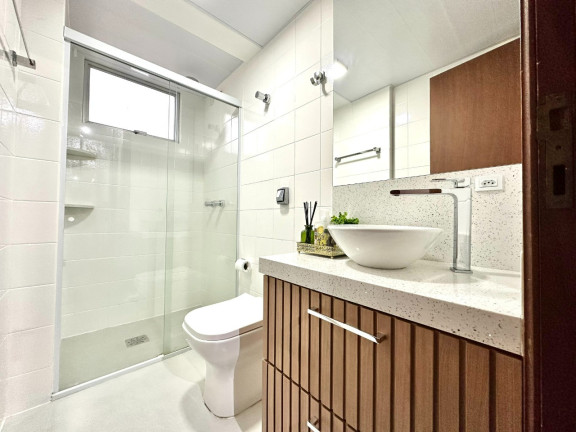 Imagem Apartamento com 2 Quartos à Venda, 76 m² em Centro - Florianópolis Imagem Apartamento com 2 Quartos à Venda, 76 m² em Centro - Florianópolis