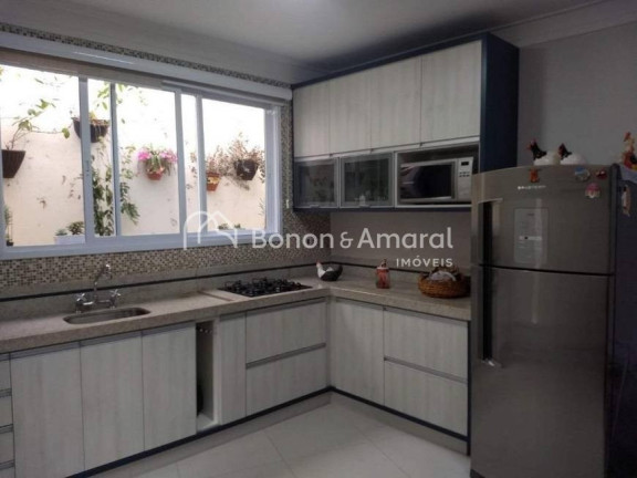 Imagem Casa com 3 Quartos à Venda, 250 m² em Taquaral - Campinas Imagem Casa com 3 Quartos à Venda, 250 m² em Taquaral - Campinas