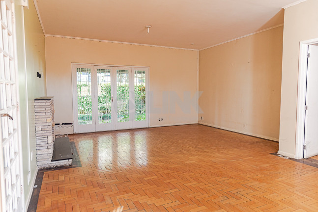 Imagem Imóvel com 6 Quartos à Venda, 600 m² em Jardim Lindóia - Porto Alegre Imagem Imóvel com 6 Quartos à Venda, 600 m² em Jardim Lindóia - Porto Alegre