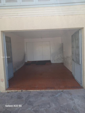 Imagem Casa com 3 Quartos à Venda, 420 m² em Centro - Concórdia