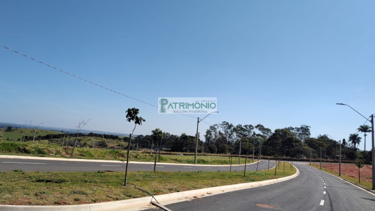 Imagem Terreno à Venda, 250 m² em Condominio La Dolce Vita - Jaguariúna Imagem Terreno à Venda, 250 m² em Condominio La Dolce Vita - Jaguariúna