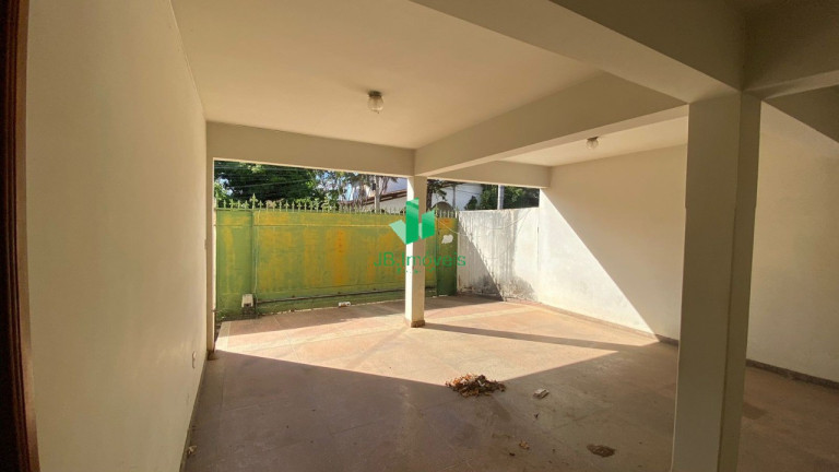Imagem Casa com 4 Quartos à Venda, 296 m² em Todos Os Santos - Montes Claros