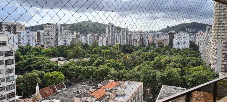 Imagem Apartamento com 4 Quartos à Venda, 360 m² em Icaraí - Niterói